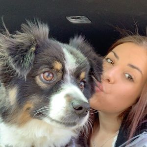 Meet your Posher, Hannah